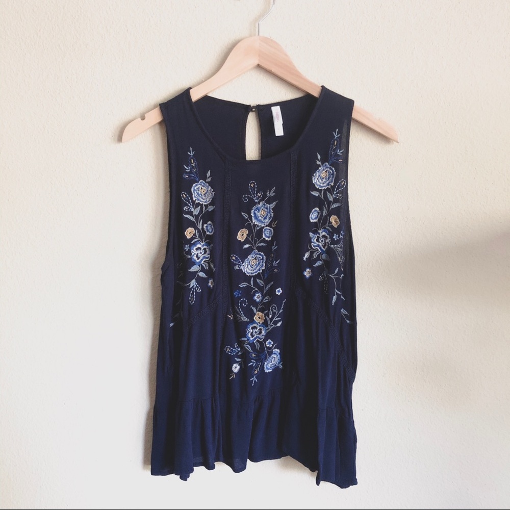 Beautiful Floral Embroidered Navy Tank Top!